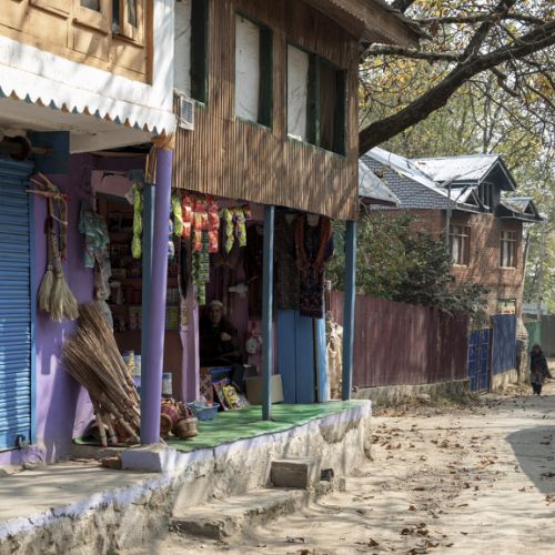 Pahalgam : on the road